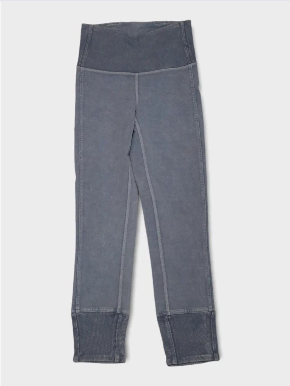 Size 2 - Lululemon Wunder Under Crop 23"